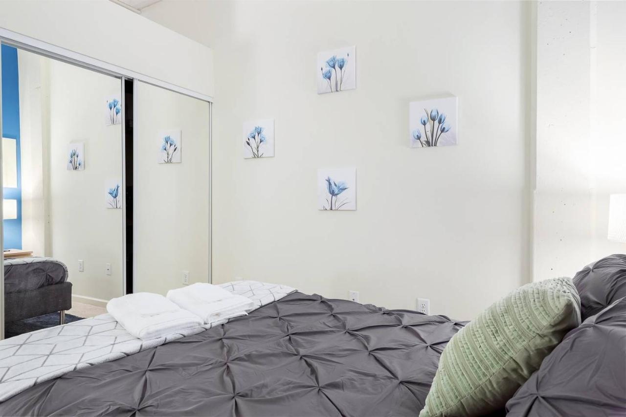 더럼 Trifecta 2Br Free Parking Modern Superhost 아파트 외부 사진